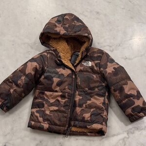 The North Face Brown Camouflage Hooded Jacket Kids 12-18mos